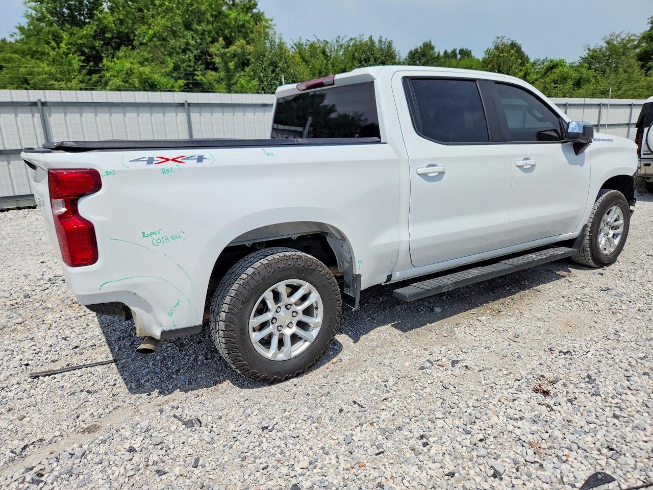 2023 Chevrolet Silverado K1500 Lt - Image 3