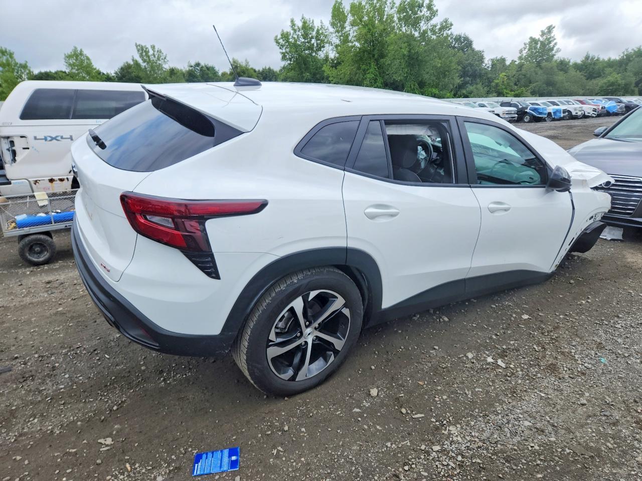 2024 Chevrolet Trax 1Rs - Фото 3