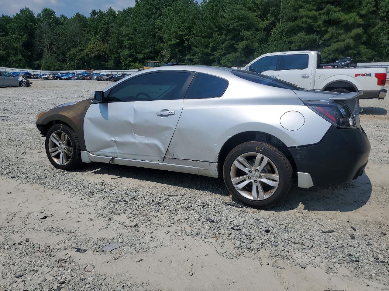 2012 Nissan Altima 2.5 S - Фото 2