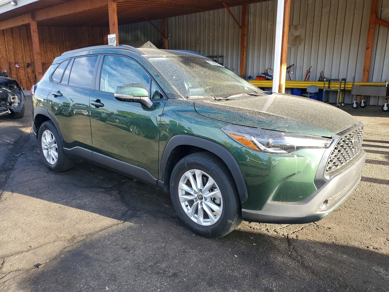 2022 Toyota Corolla Cross Le - Фото 4