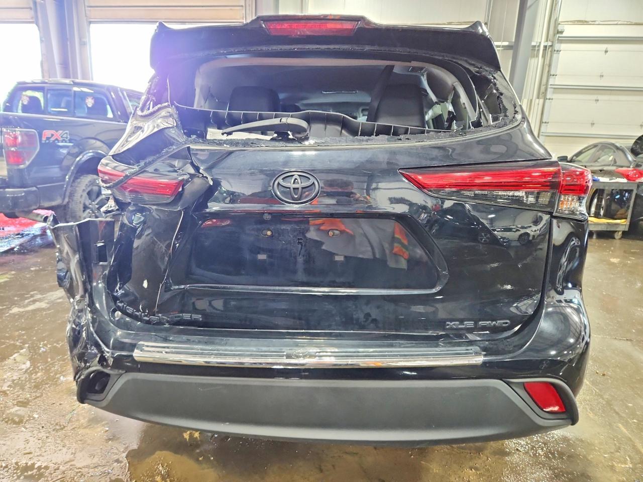 2022 Toyota Highlander Xle - Фото 6