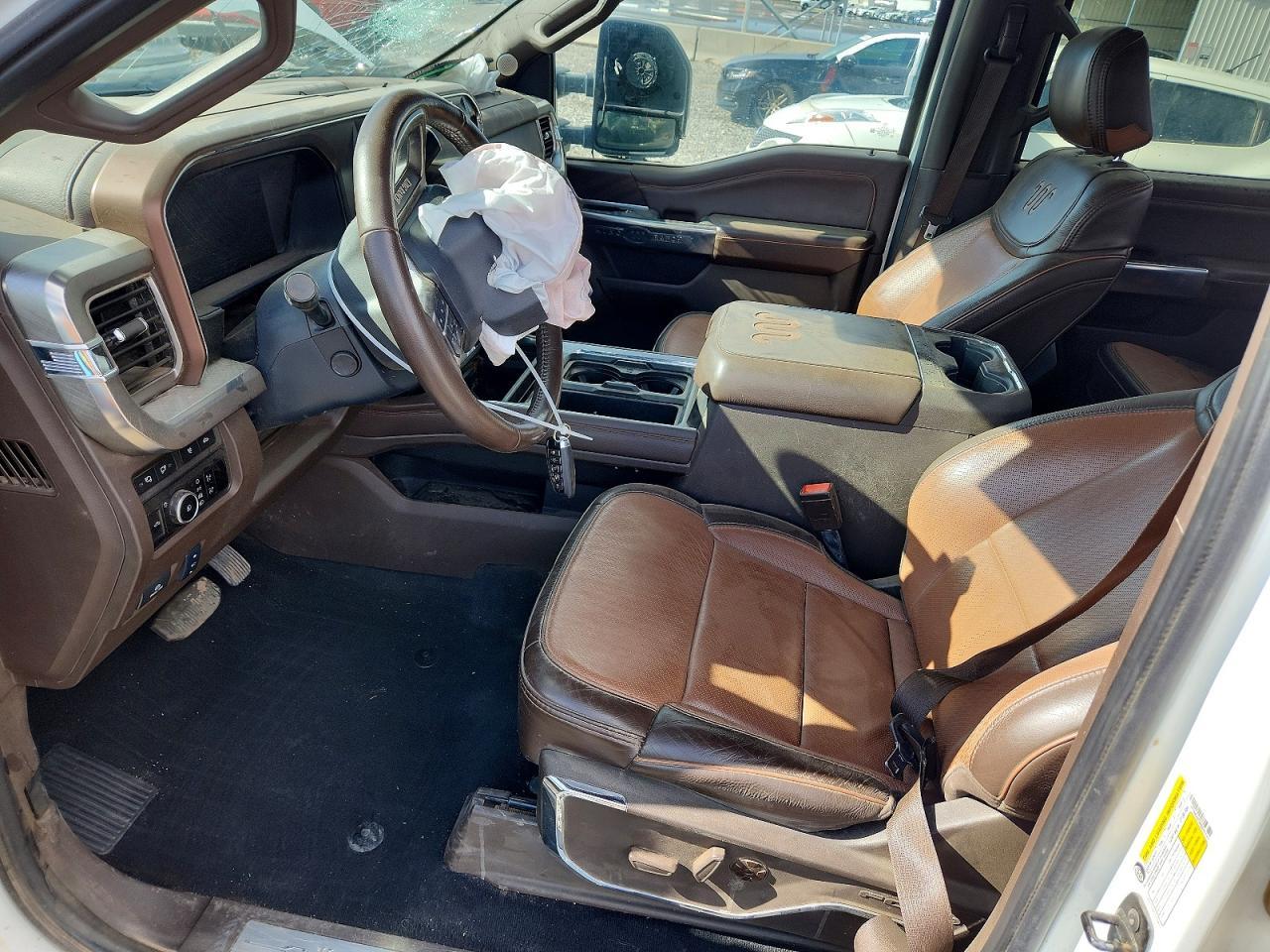 2024 Ford F250 Super Duty - Фото 7