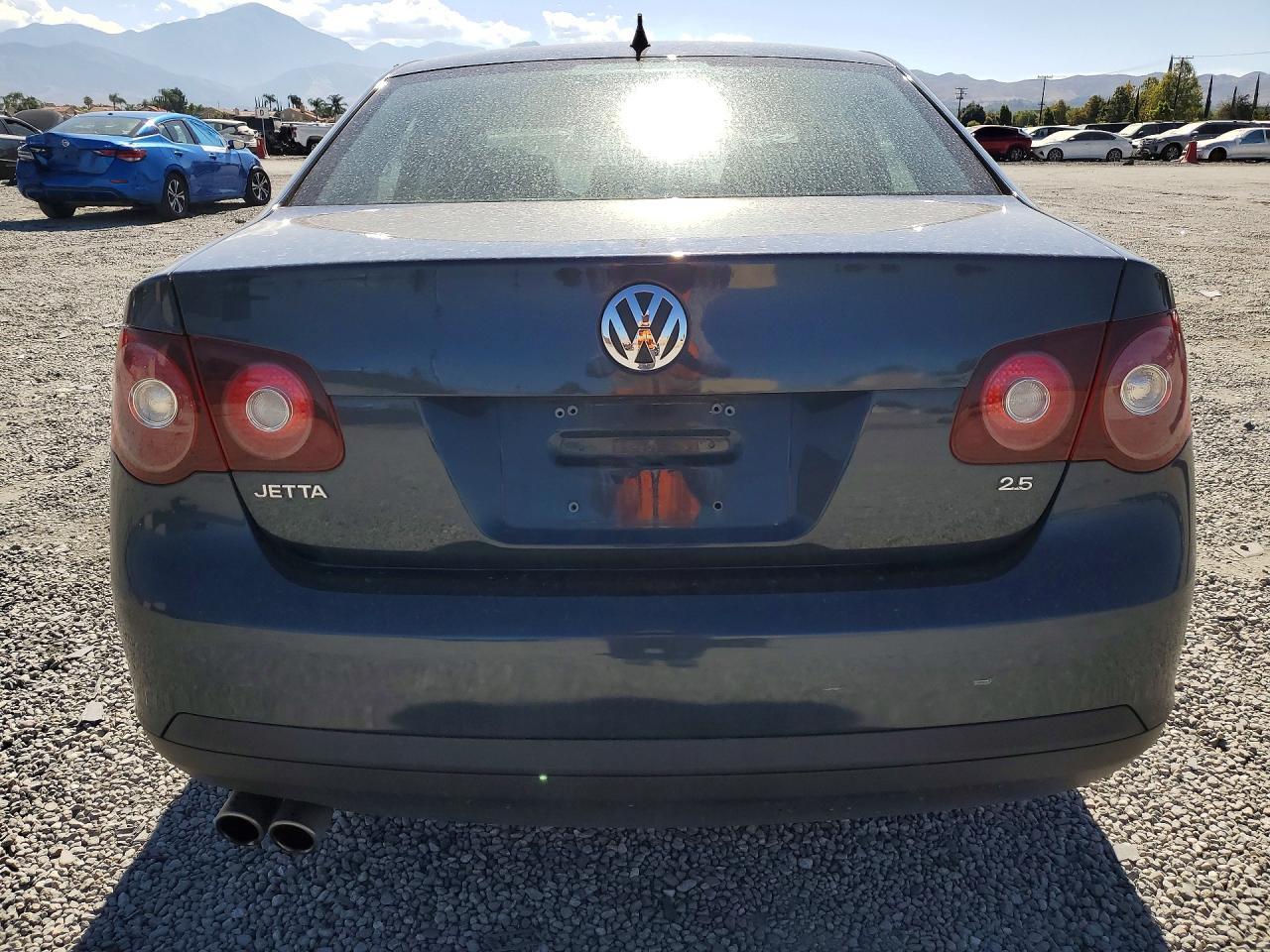 2010 Volkswagen Jetta Se - Фото 6