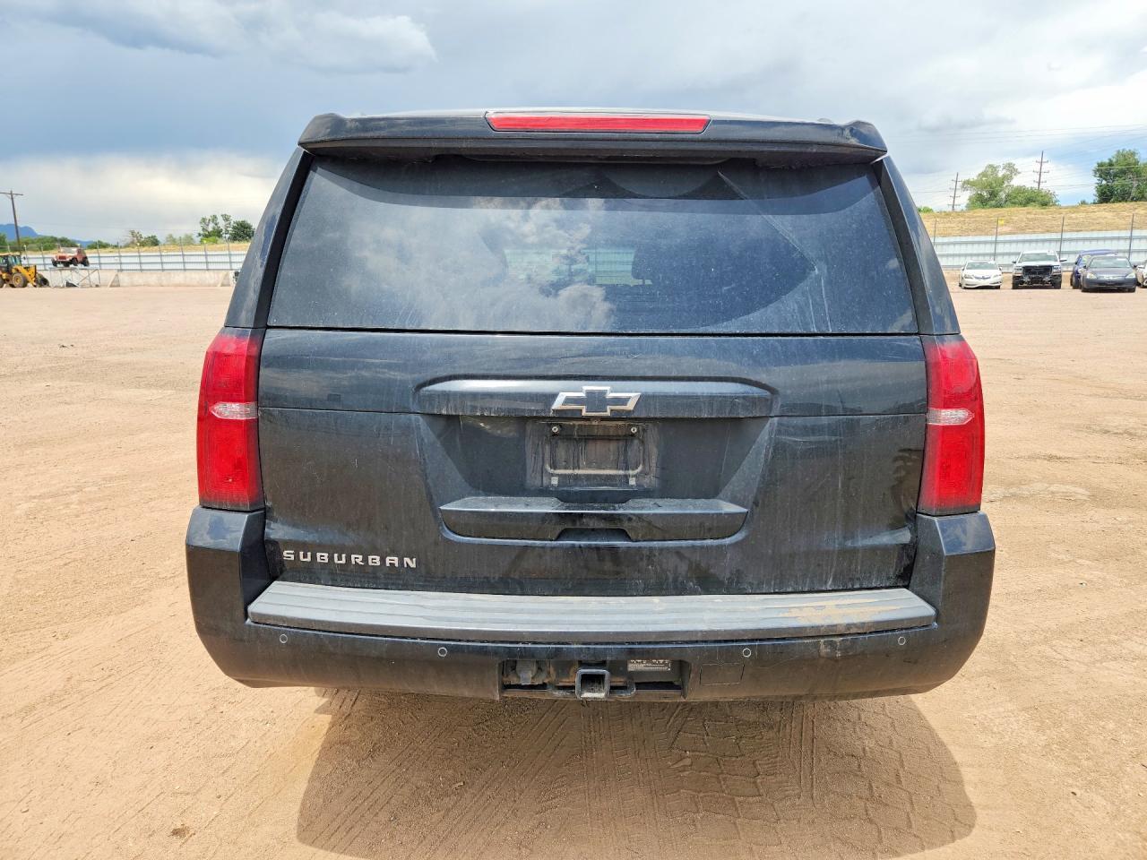 2017 Chevrolet Suburban K1500 Ls - Фото 6