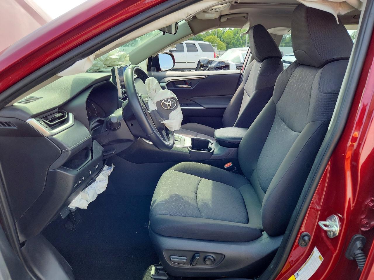 2024 Toyota Rav4 Hybrid Xle - Image 7