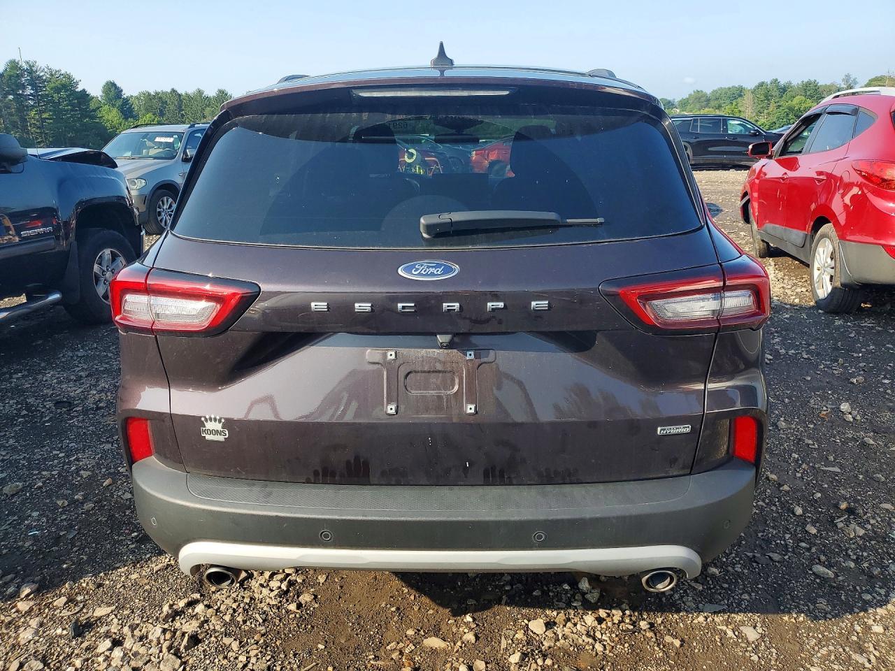 2023 Ford Escape - Image 6