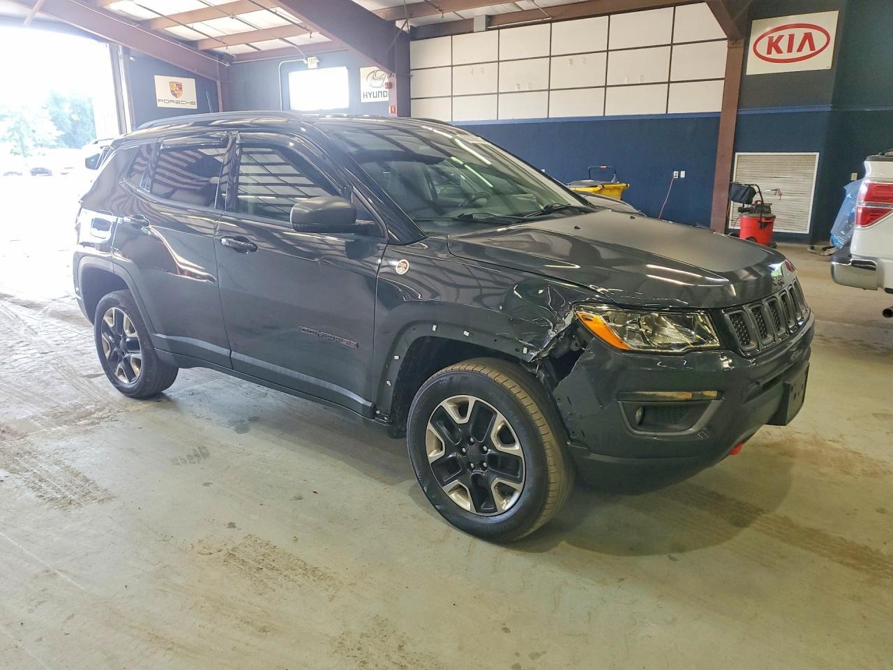 2017 Jeep Compass Trailhawk - Фото 4