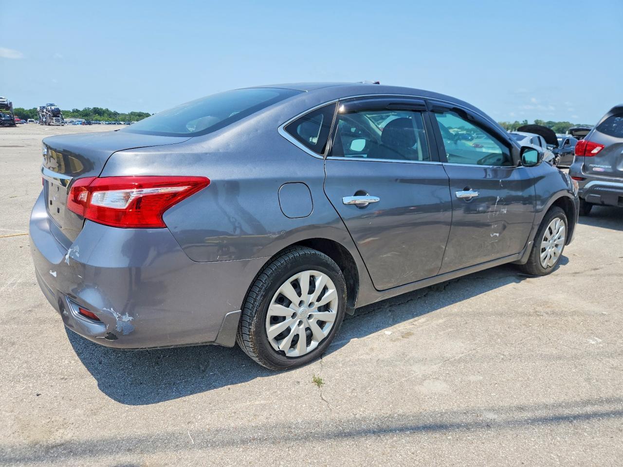 2018 Nissan Sentra S - Фото 3
