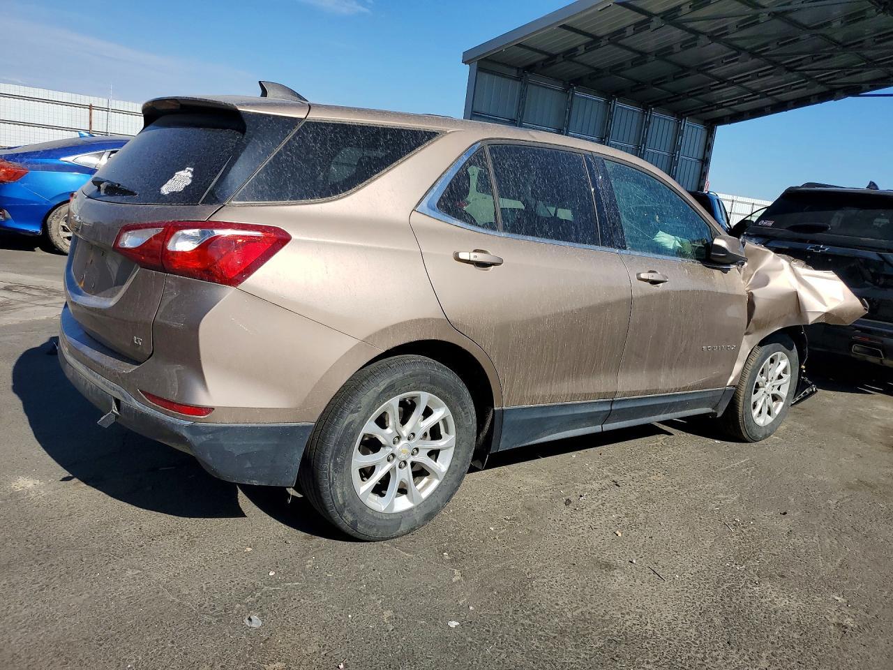 2018 Chevrolet Equinox Lt - Image 3