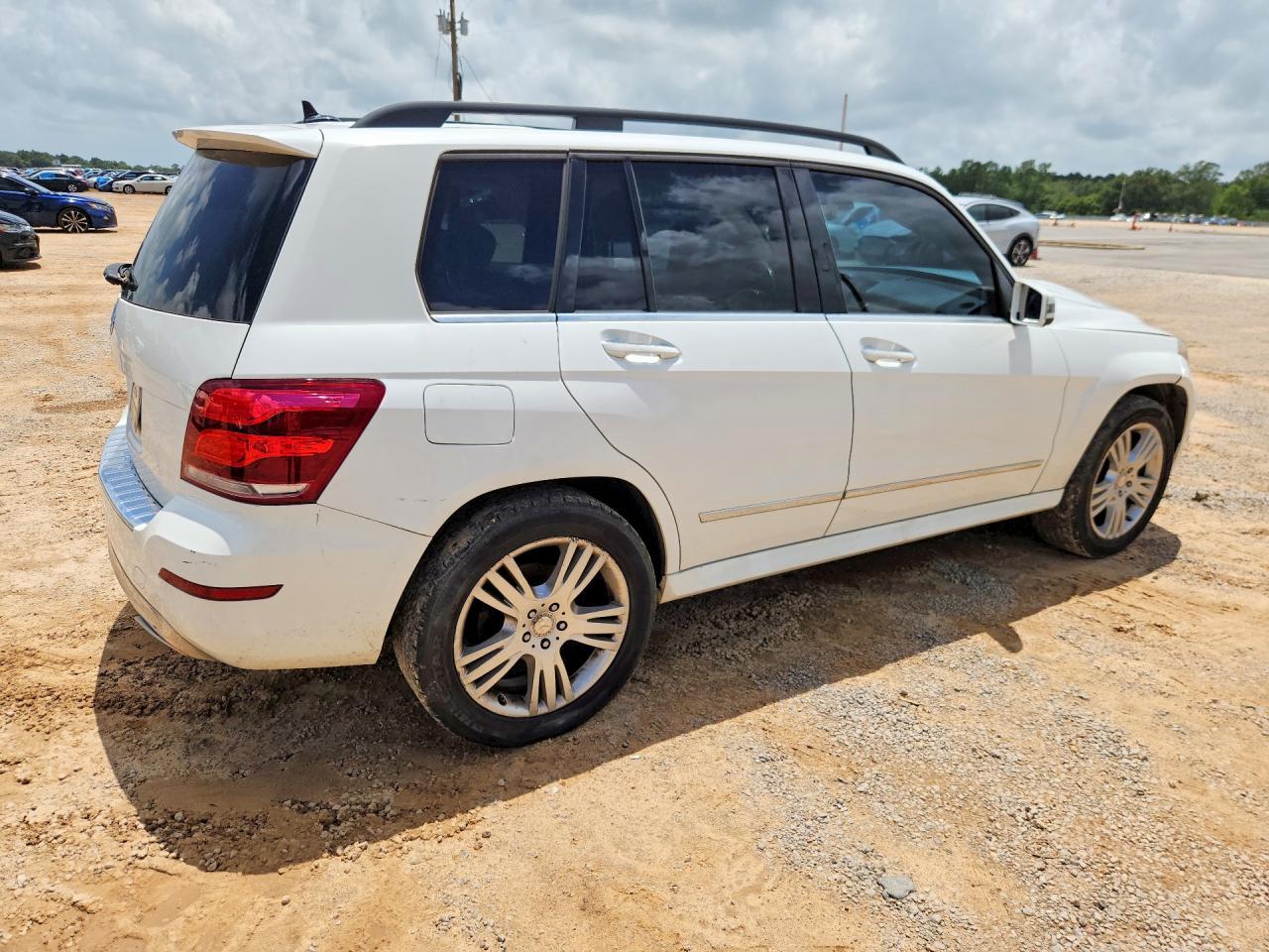 2015 Mercedes-Benz Glk 350 - Image 3