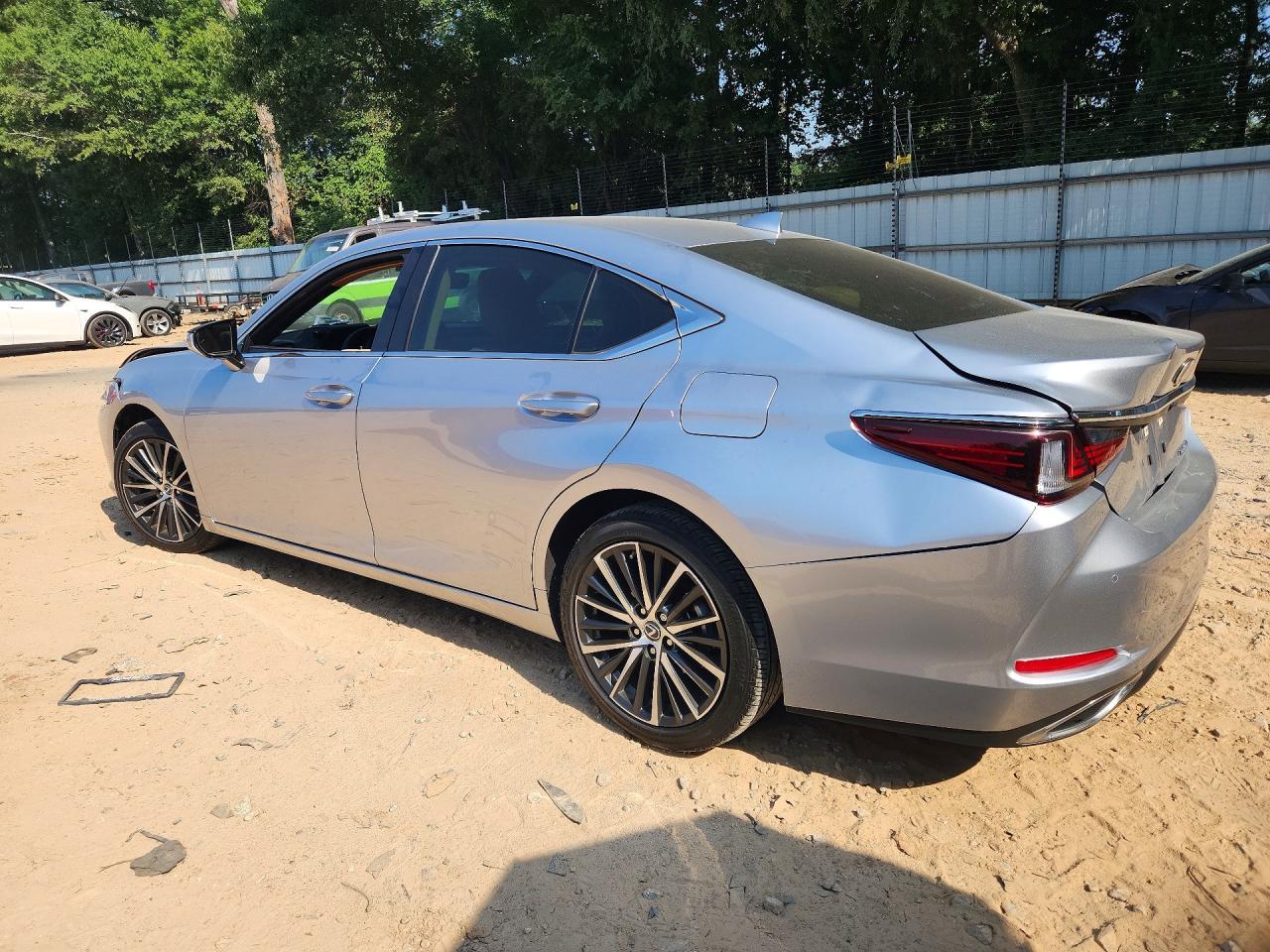 2025 Lexus Es 350 Base - Image 2