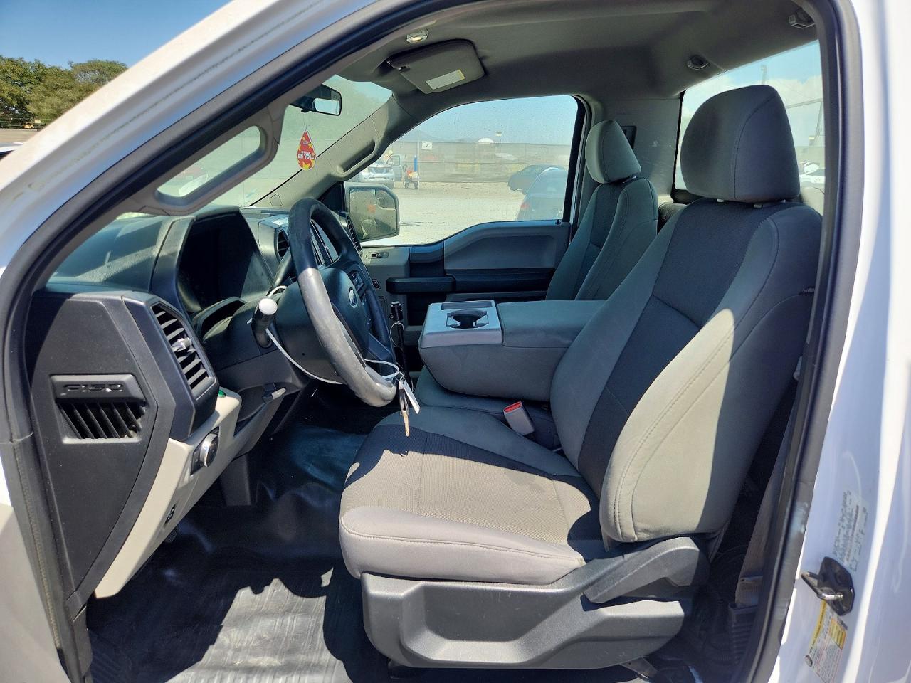 2016 Ford F150 - Фото 7