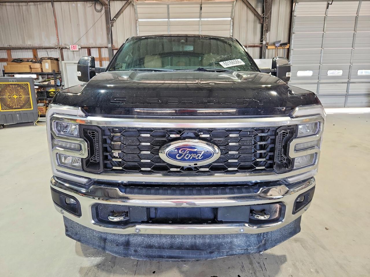2023 Ford F350 Super Duty - Фото 5