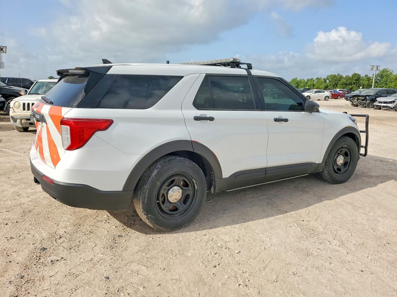 2020 Ford Explorer Police Interceptor - Фото 3