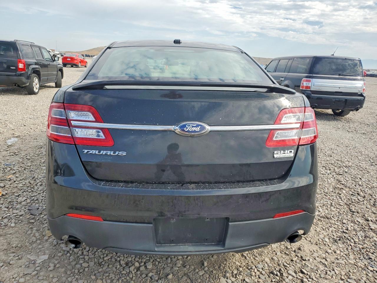 2015 Ford Taurus Sho - Image 6