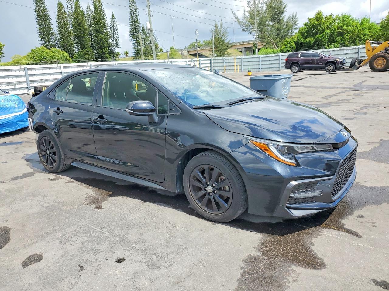 2021 Toyota Corolla Se - Фото 4
