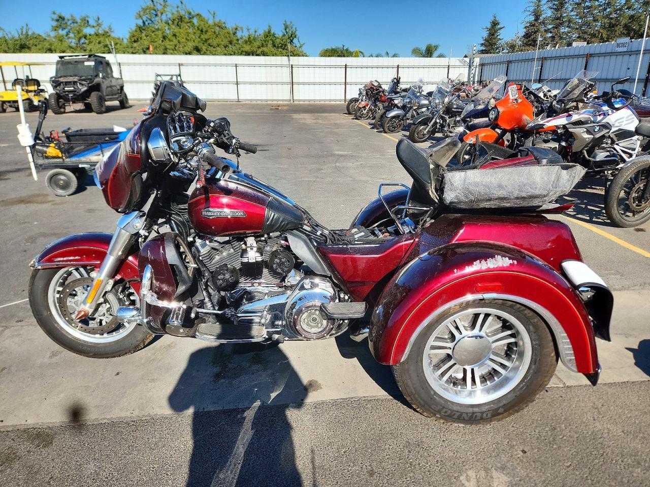 2016 Harley-Davidson Flhtcutg Tri Glide Ultra - Image 3