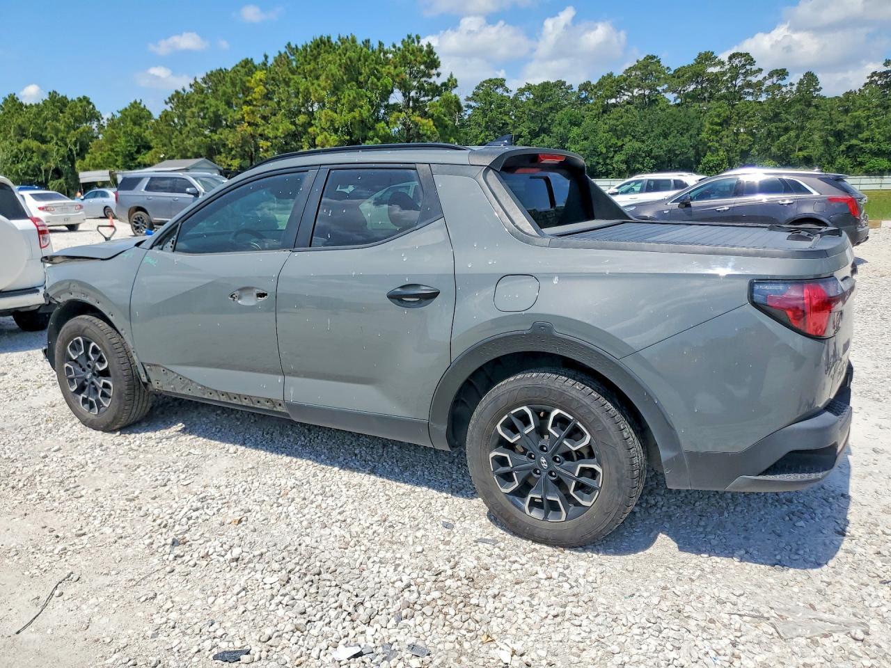 2022 Hyundai Santa Cruz Sel - Image 2