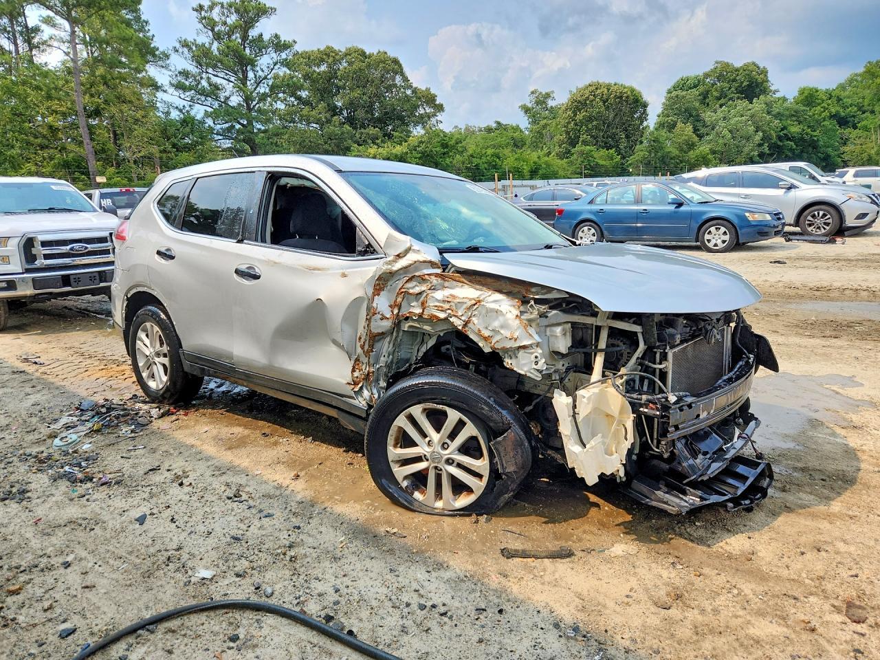 2014 Nissan Rogue S - Фото 4