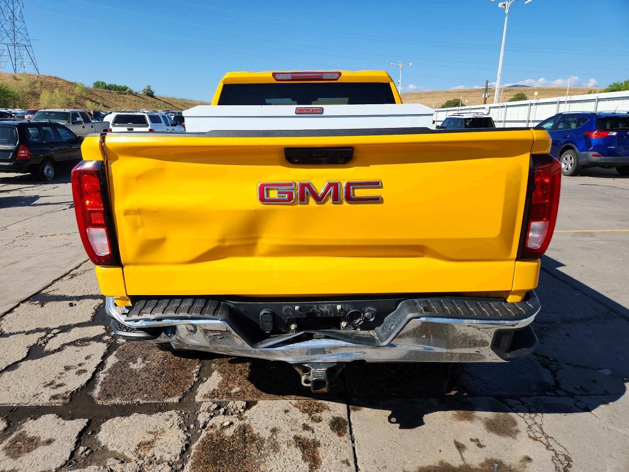 2023 GMC Sierra K1500 - Image 6
