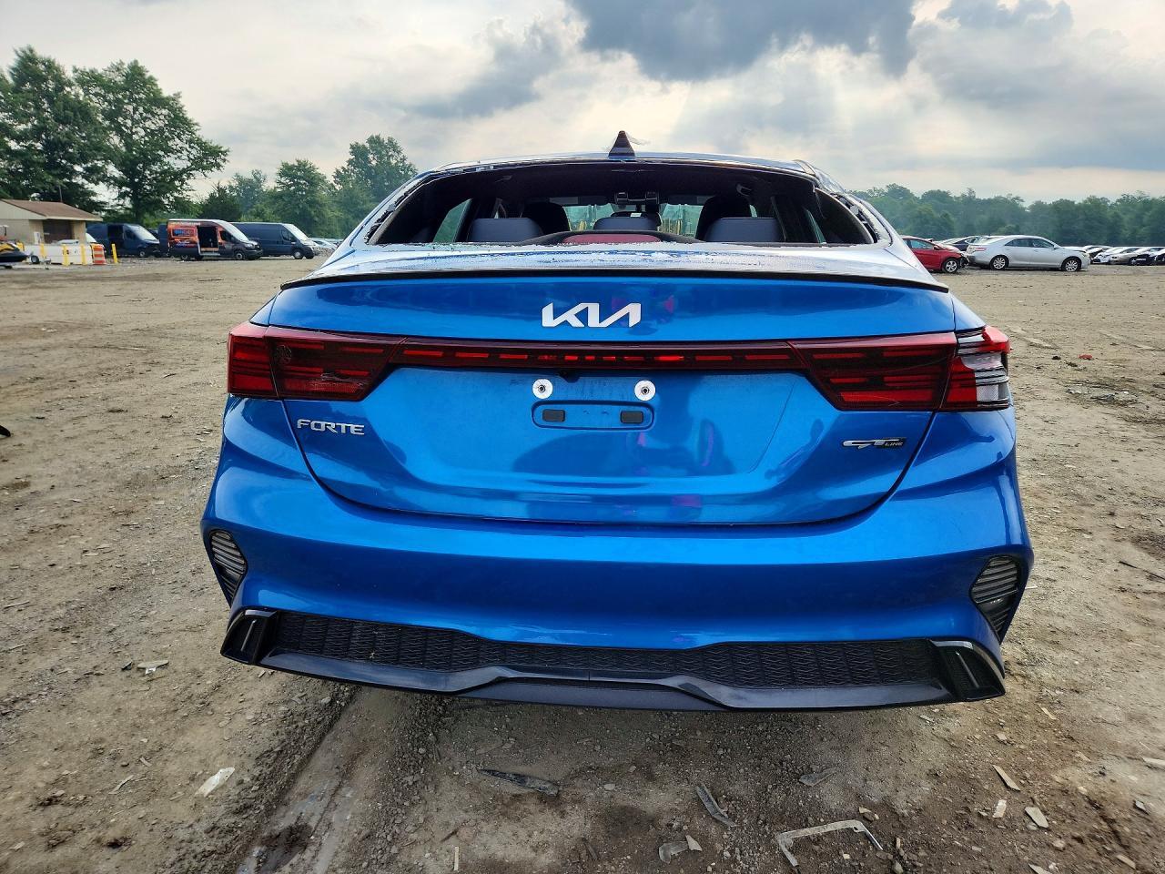 2022 Kia Forte Gt Line - Фото 6