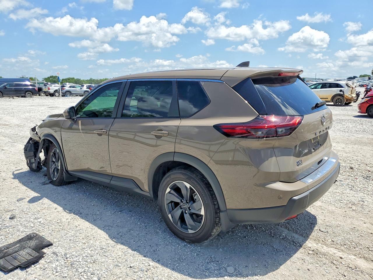 2025 Nissan Rogue Sv - Фото 2