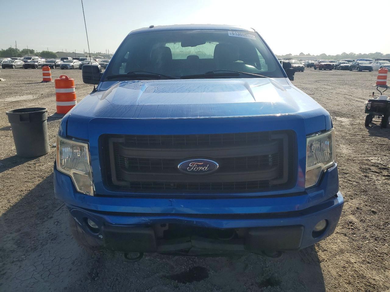 2013 Ford F150 Super Cab - Image 5