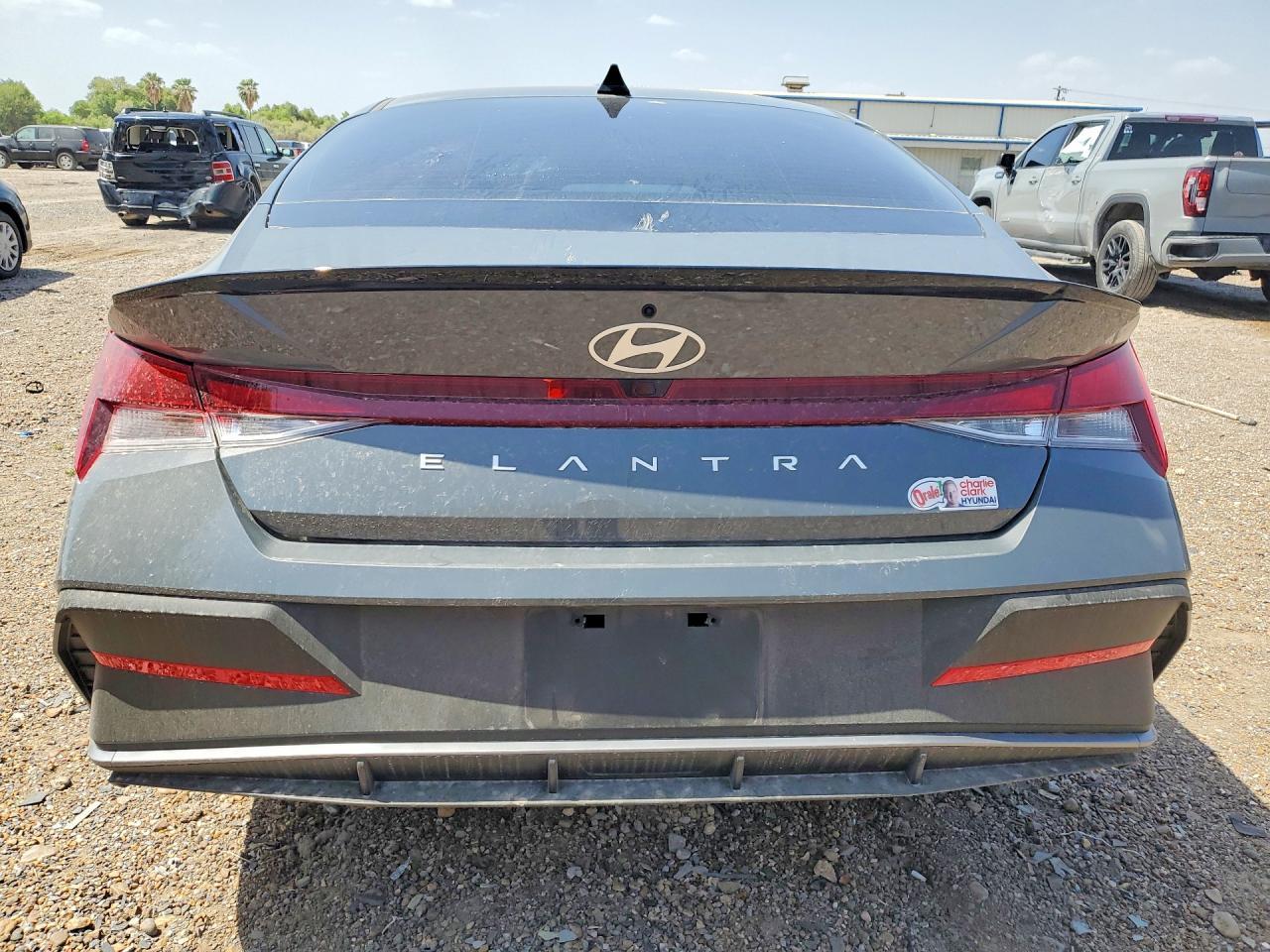 2026 Hyundai Elantra Sel Sport - Фото 6