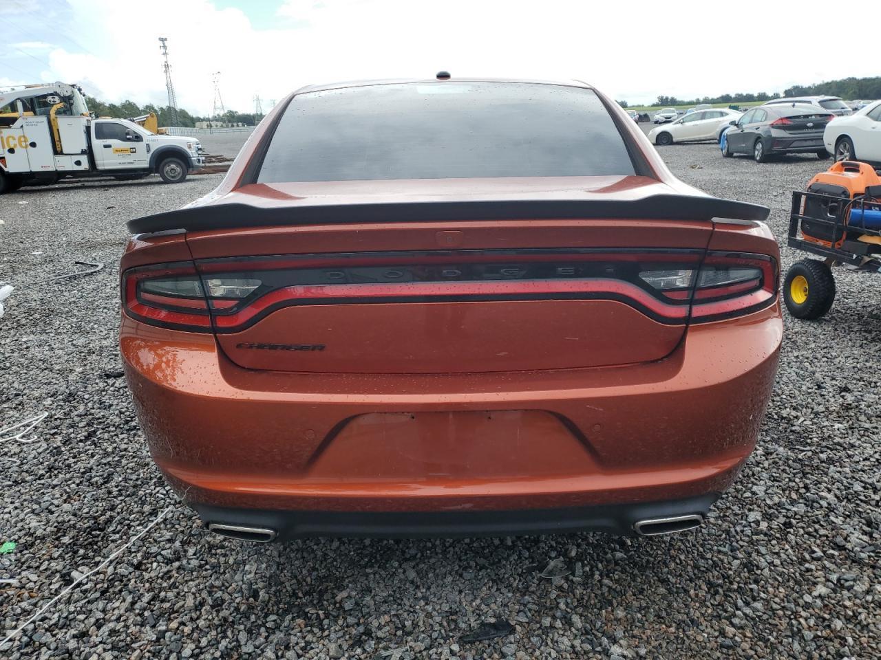 2021 Dodge Charger Sxt - Фото 6