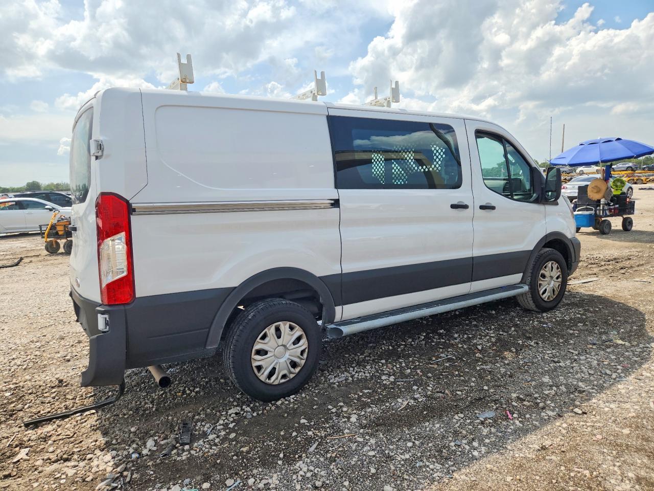 2023 Ford Transit T-250 - Image 3