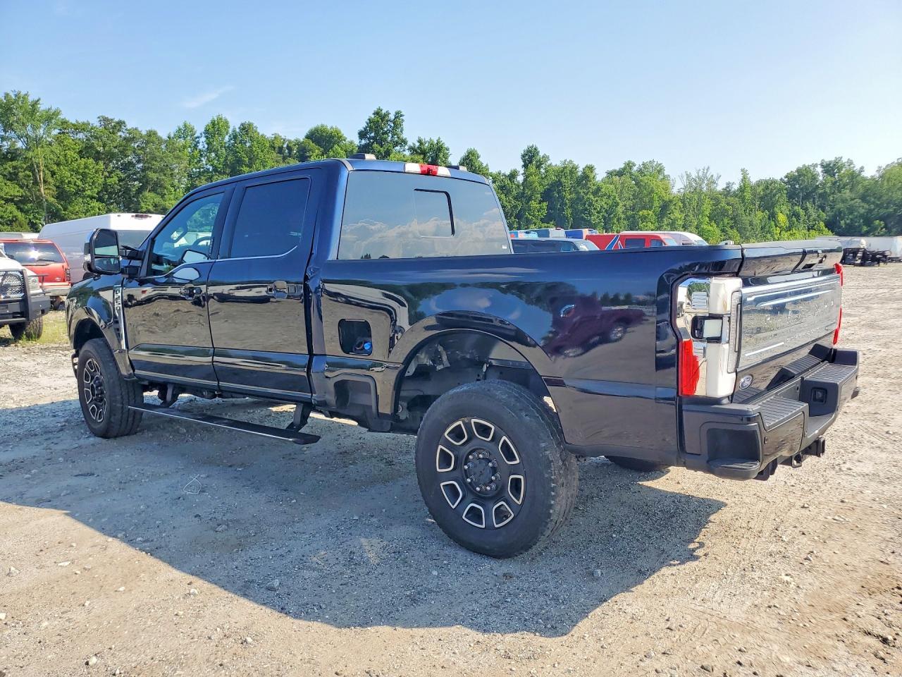 2024 Ford F250 Super Duty - Image 2