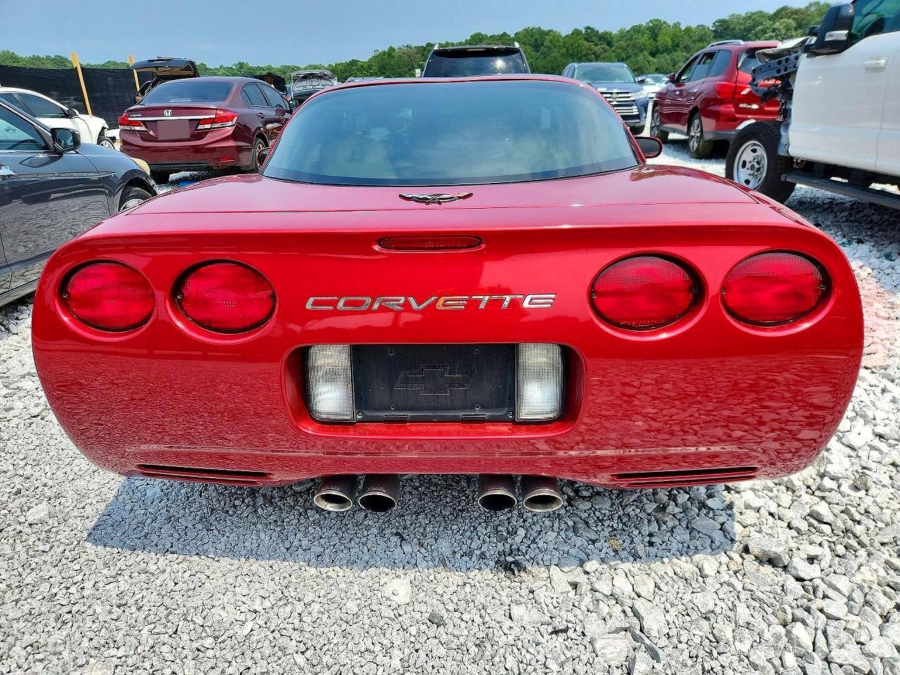 2002 Chevrolet Corvette - Фото 6