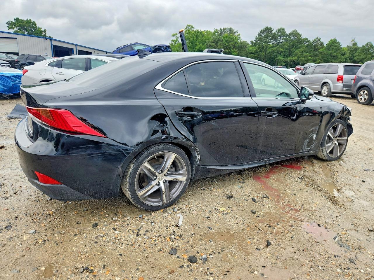 2017 Lexus Is 200T - Image 3