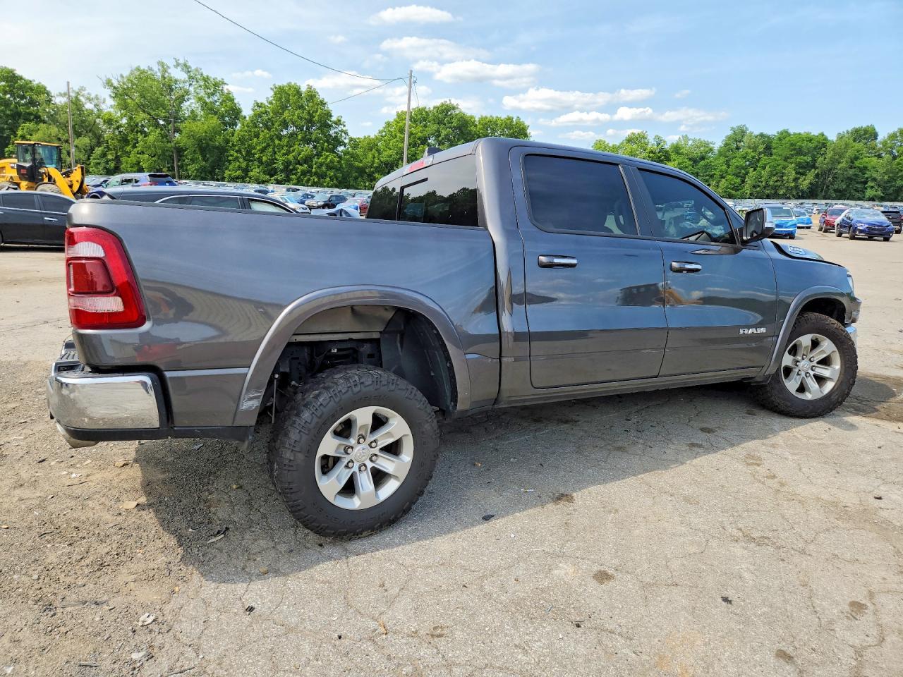 2022 Ram 1500 Laramie - Фото 3
