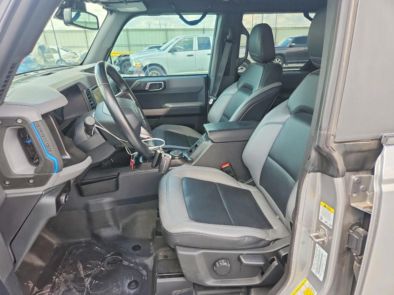 2023 Ford Bronco Base - Фото 7