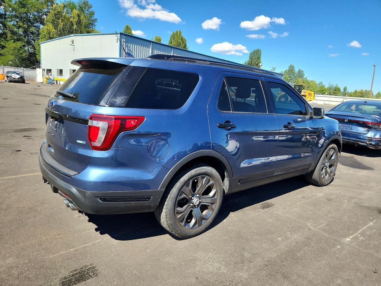 2018 Ford Explorer Sport - Image 3