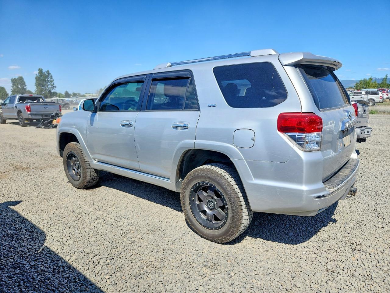 2012 Toyota 4Runner Sr5 - Фото 2