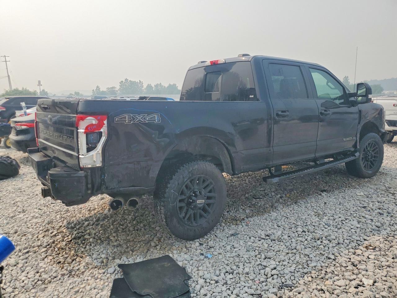 2021 Ford F350 Super Duty - Image 3