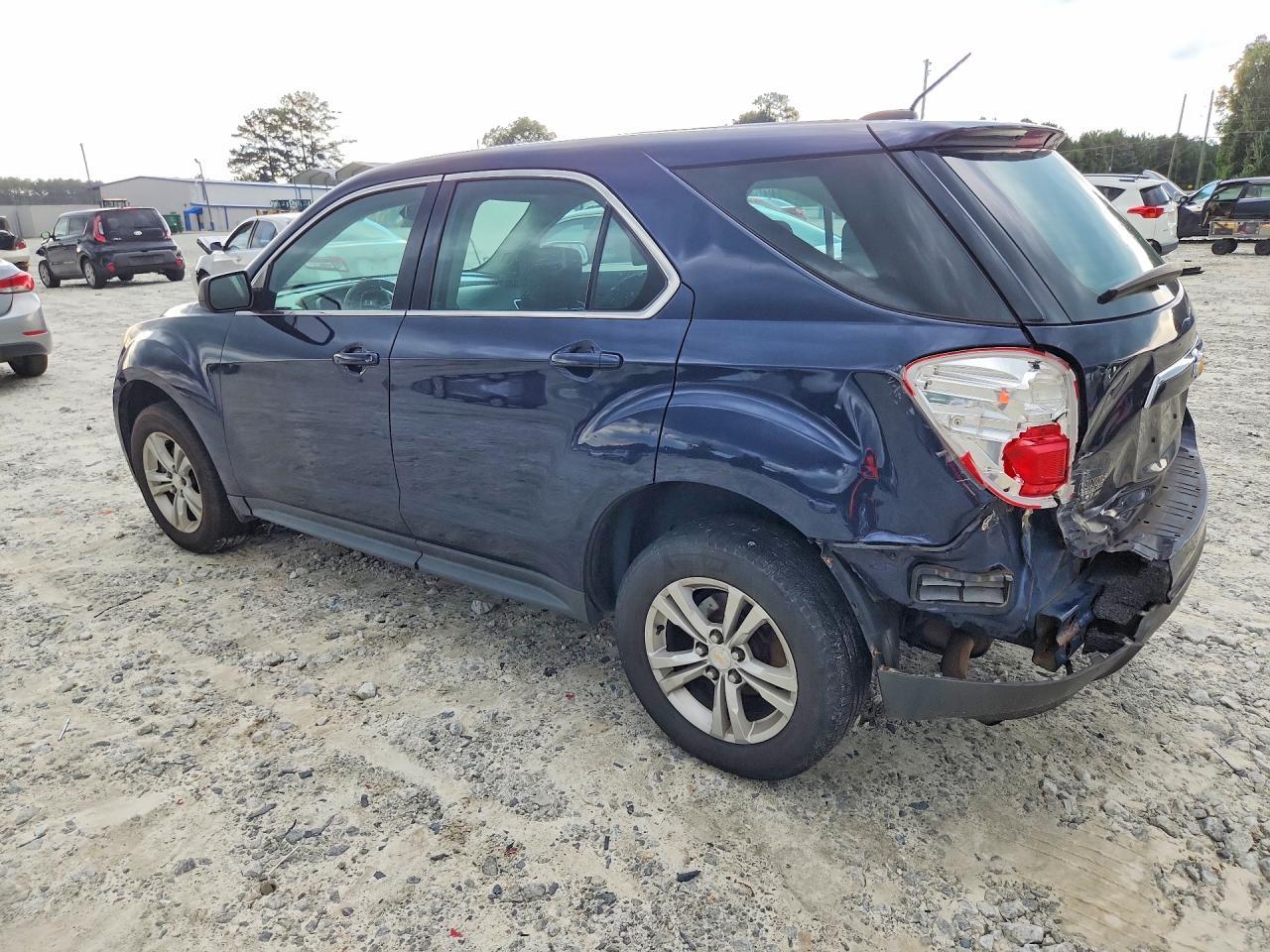 2016 Chevrolet Equinox Ls - Фото 2
