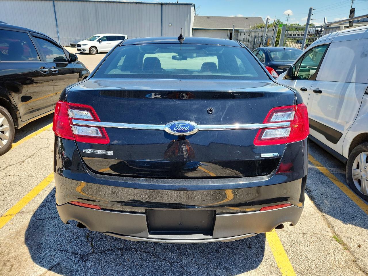 2018 Ford Taurus Police Interceptor - Фото 6