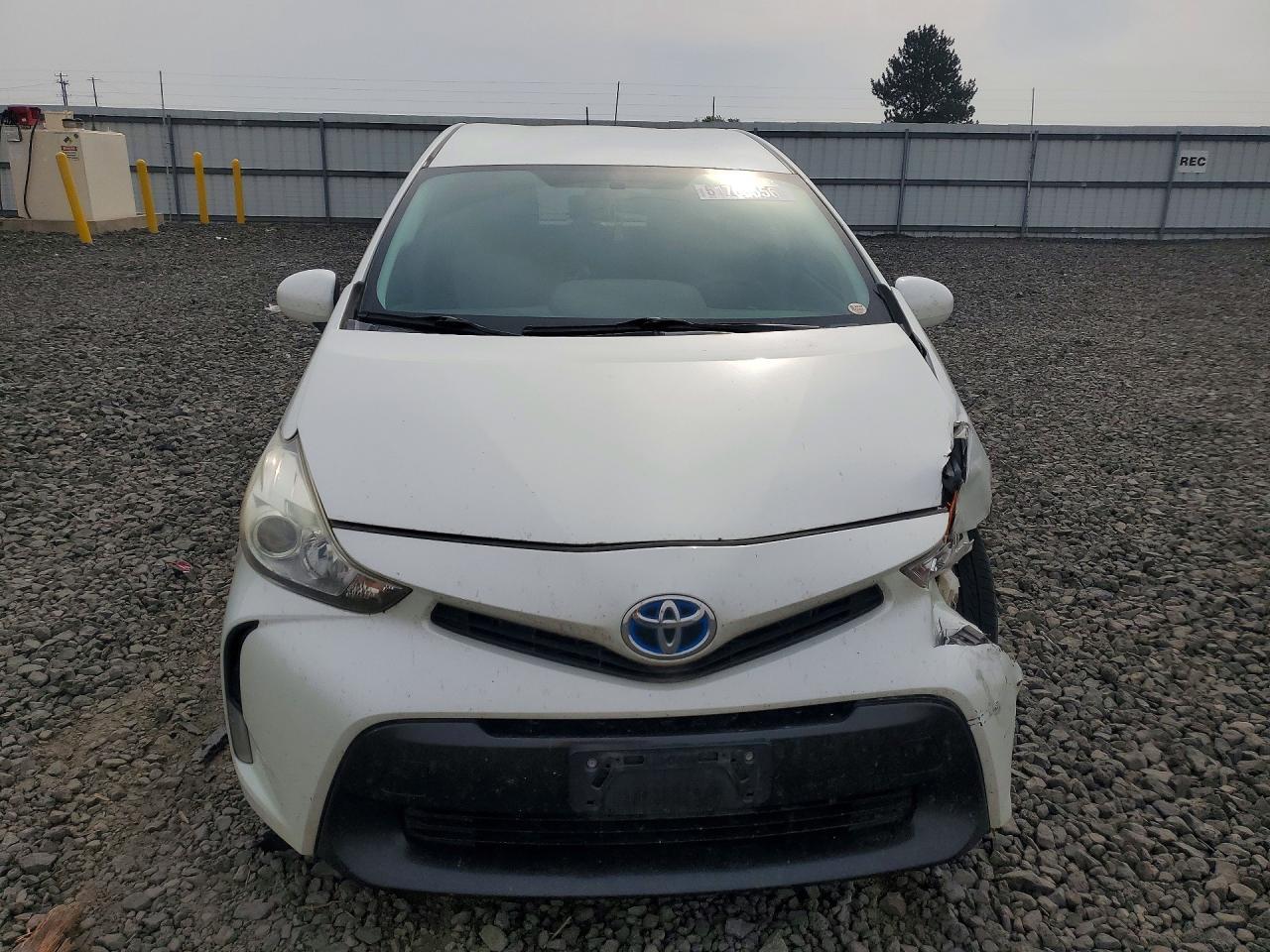 2016 Toyota Prius V Three - Фото 5