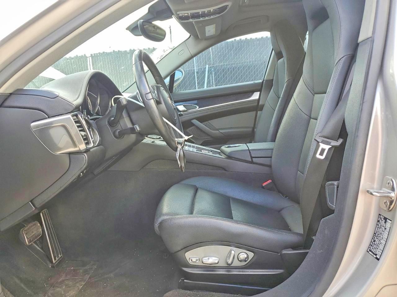 2012 Porsche Panamera S Hybrid - Фото 7