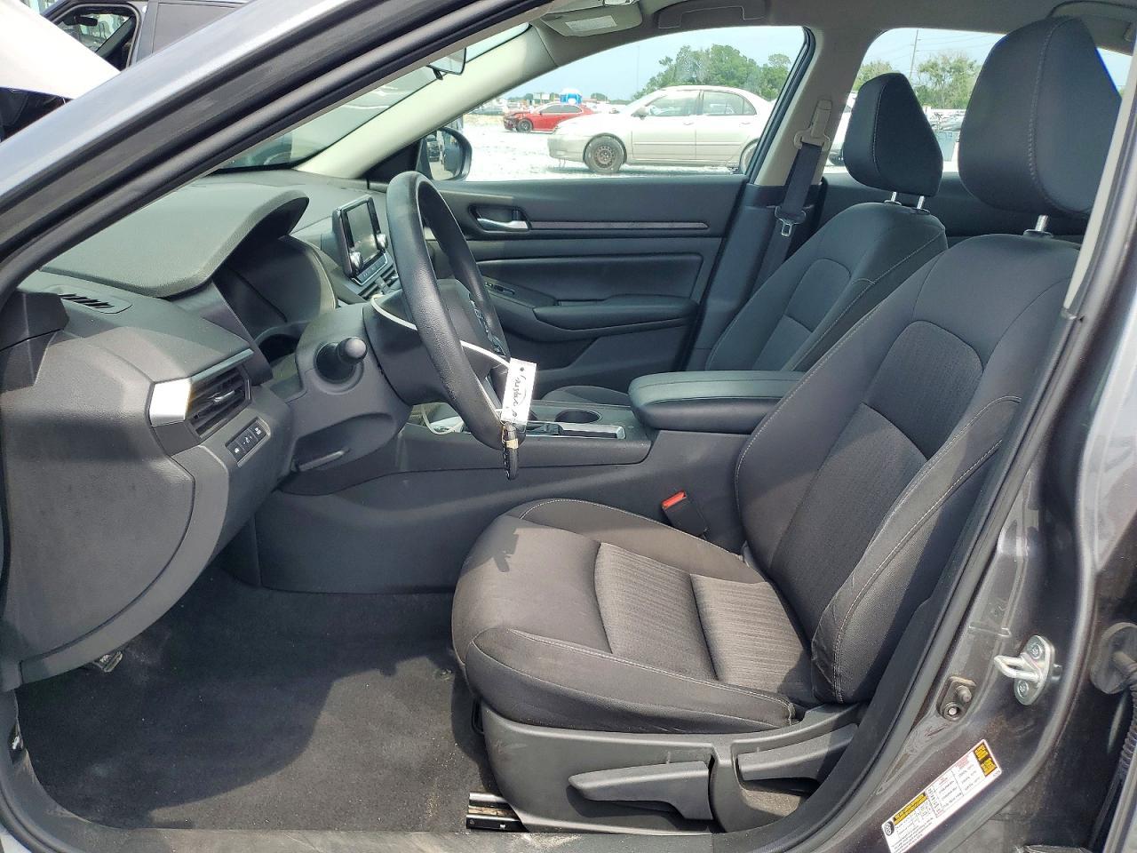 2021 Nissan Altima S - Фото 7