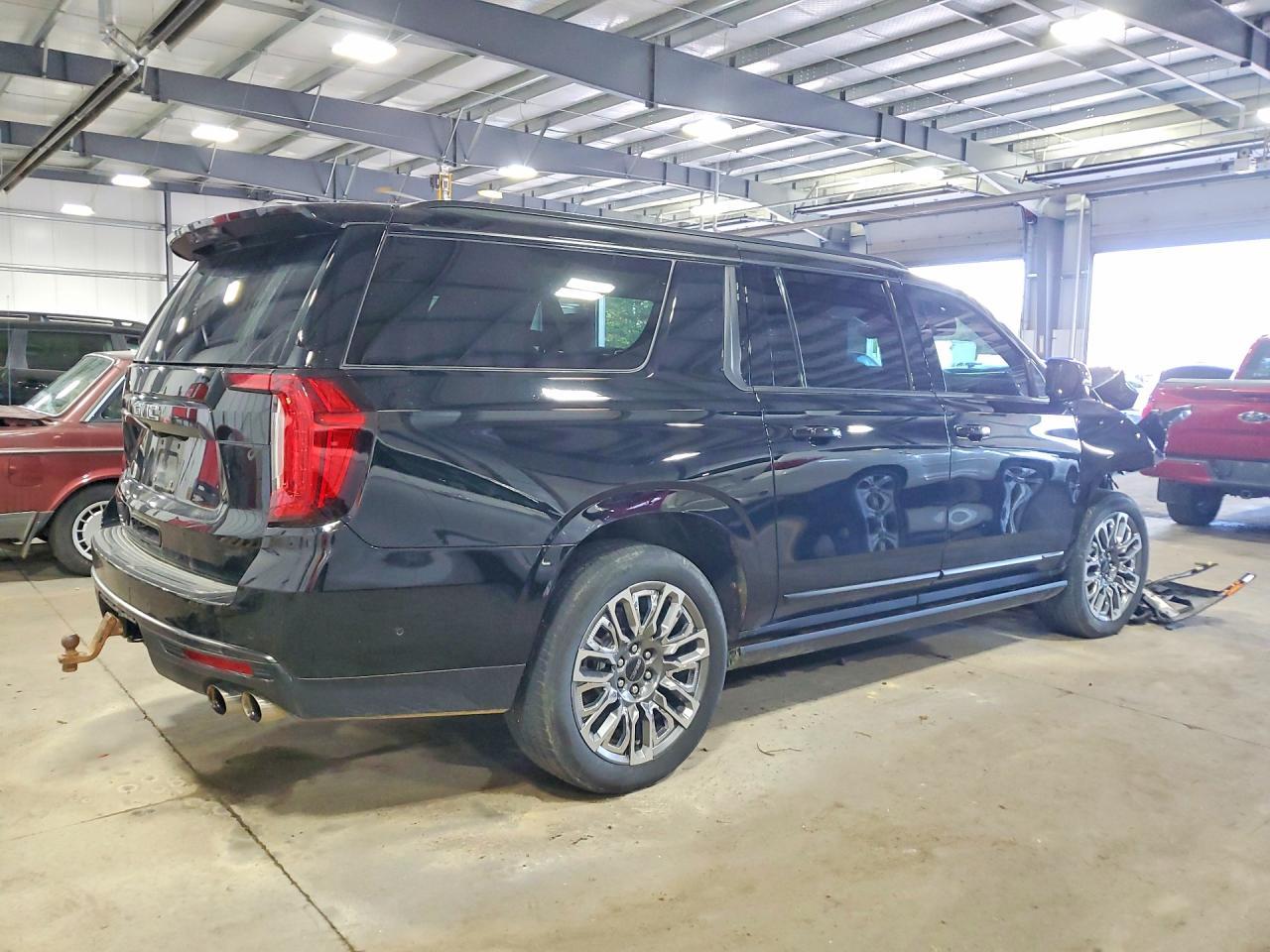 2024 GMC Yukon Xl Denali Ultimate - Фото 3
