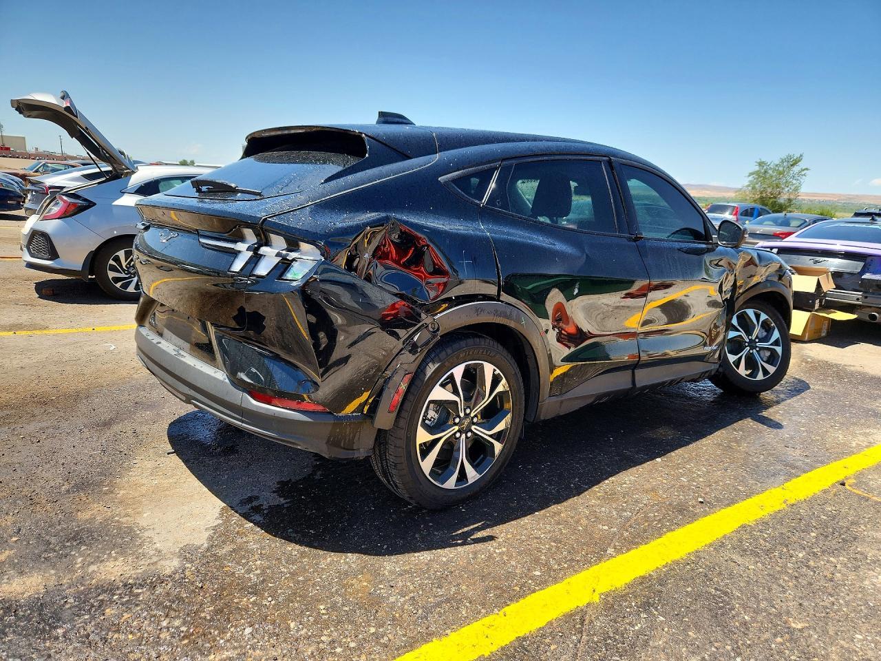 2025 Ford Mustang Mach-E Select - Image 3