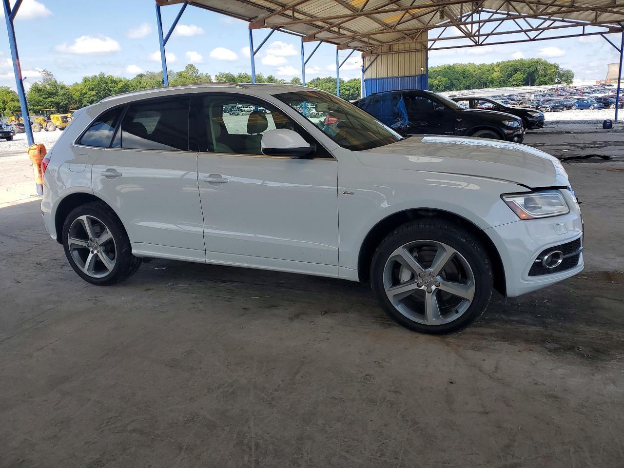 2014 Audi Q5 Premium Plus - Image 4