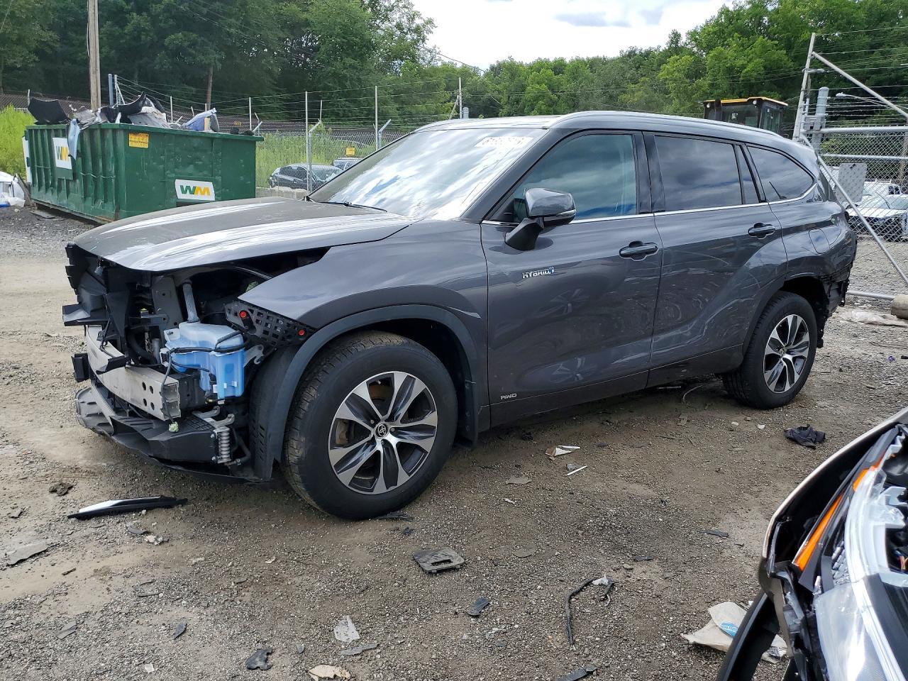 2021 Toyota Highlander Hybrid Xle