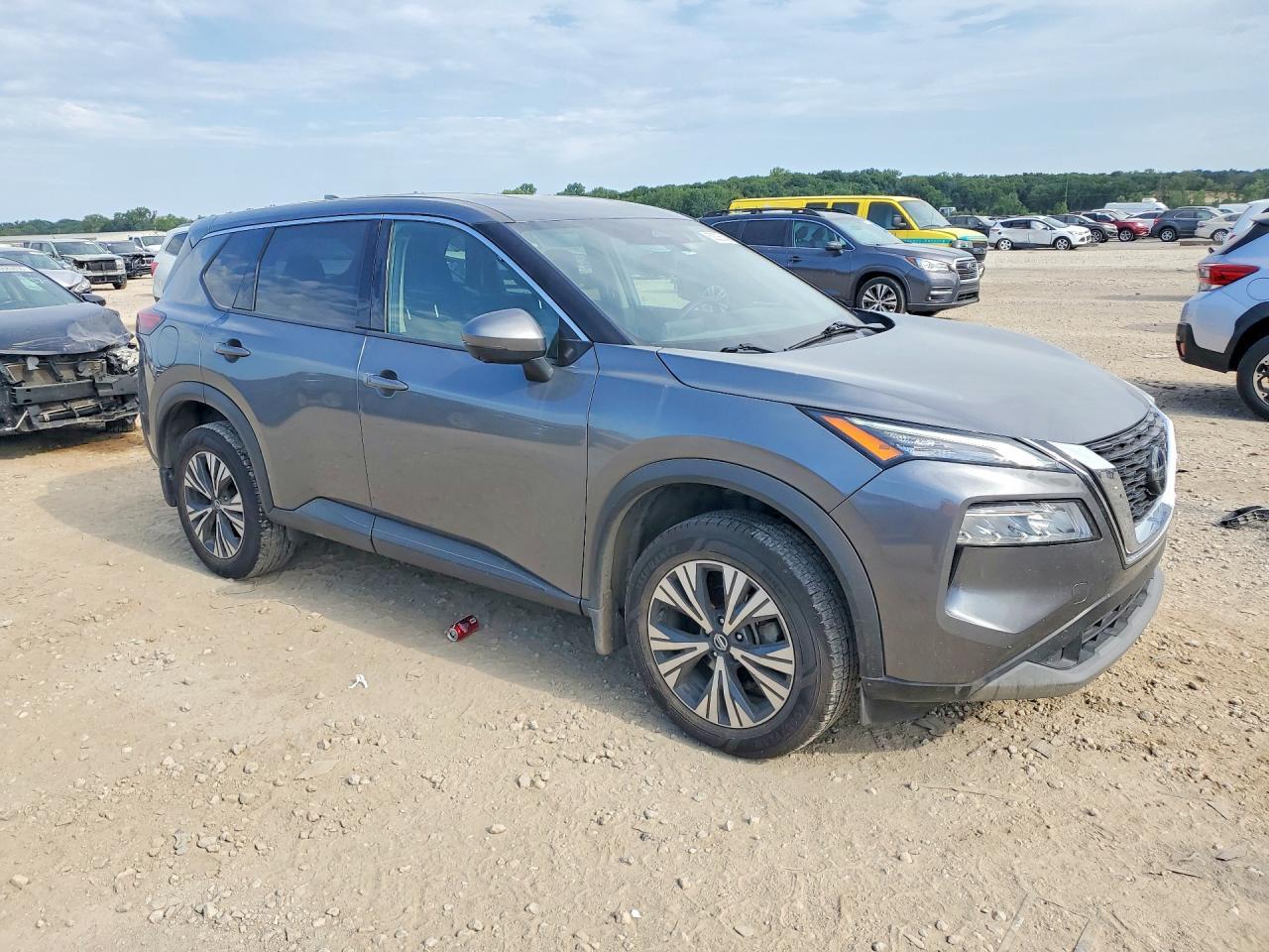 2021 Nissan Rogue Sv - Фото 4