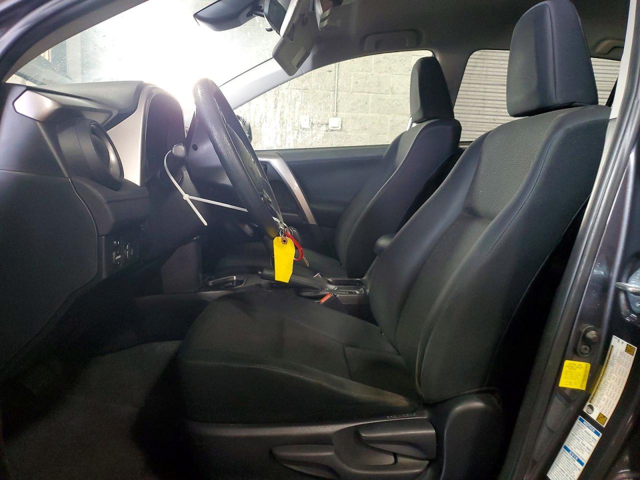 2017 Toyota Rav4 Le - Image 7