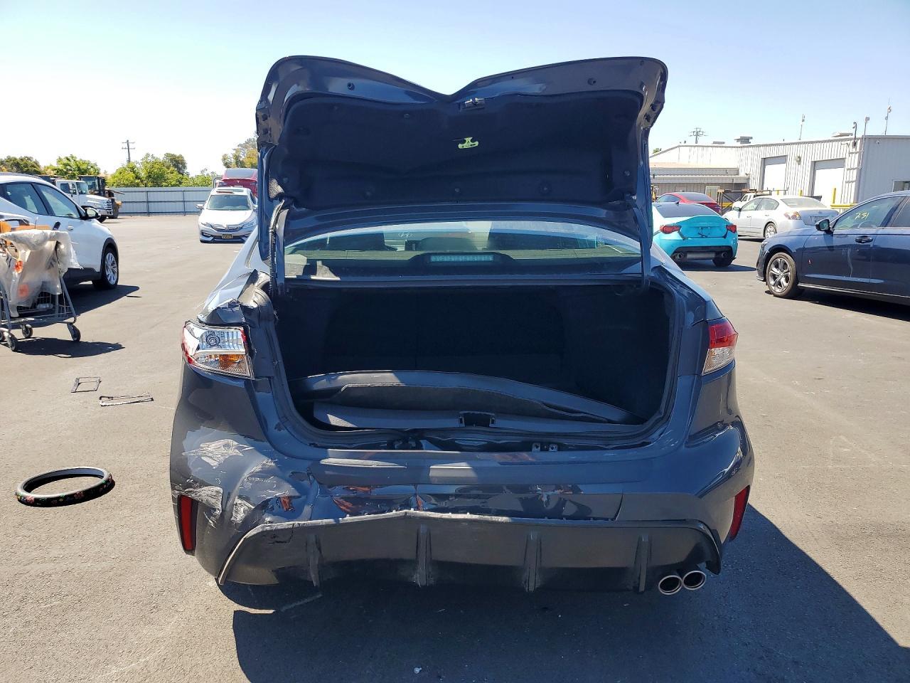 2025 Toyota Corolla Se - Image 6